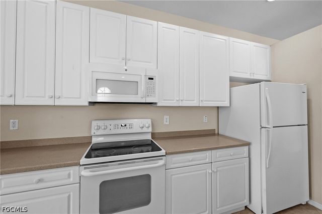 13988 Village Creek DR, Fort Myers, FL 33908