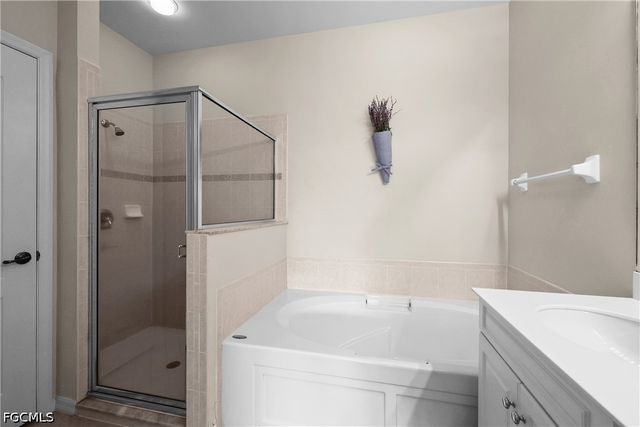 13988 Village Creek DR, Fort Myers, FL 33908