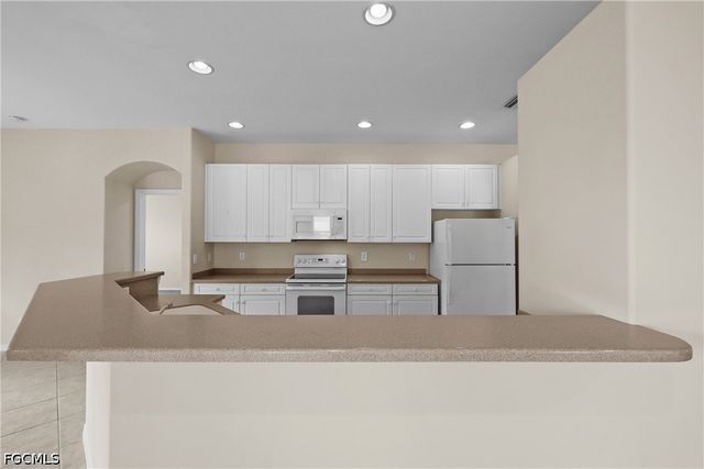 13988 Village Creek DR, Fort Myers, FL 33908