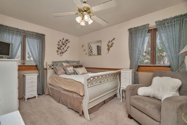 334 Hemlock Avenue, Romeoville, IL 60446