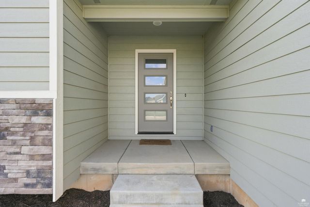8397 Zac's Court, Manhattan, KS 66502