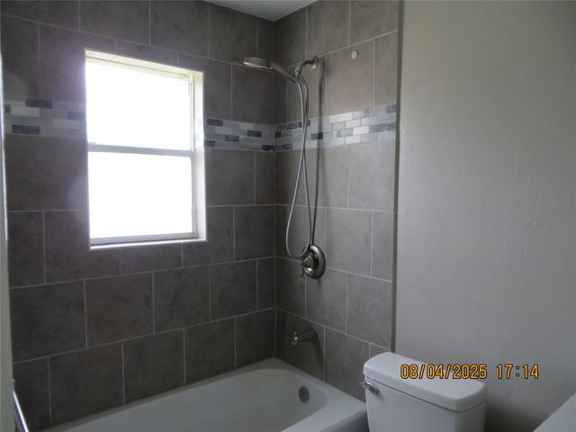 8716 Club House Drive 5, Willis, TX 77378