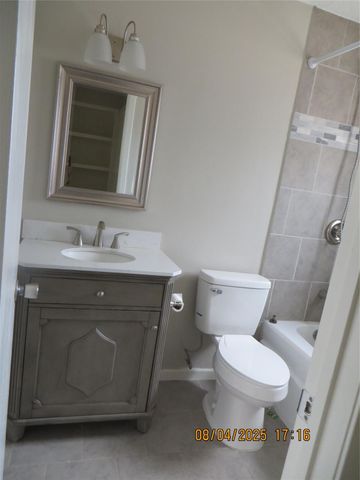8716 Club House Drive 5, Willis, TX 77378