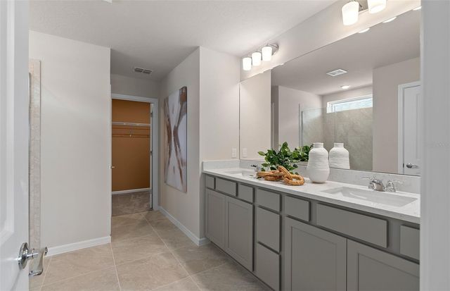 5104 STARLING BIRD LANE, St Cloud, FL 34771