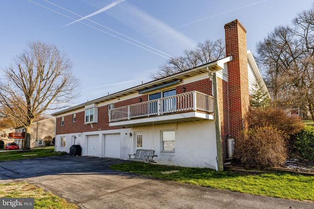 159 EDGEWOOD DR, New Holland, PA 17557