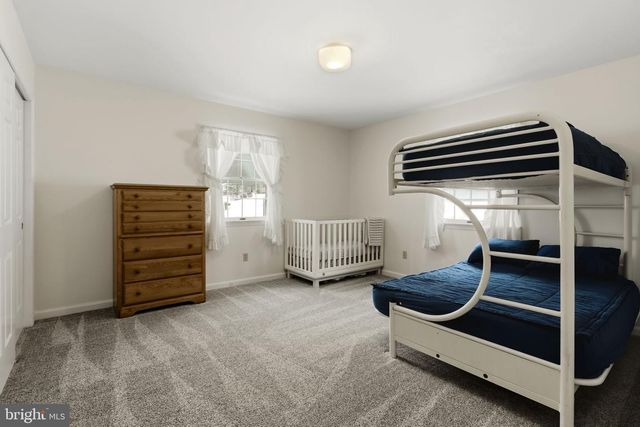 159 EDGEWOOD DR, New Holland, PA 17557