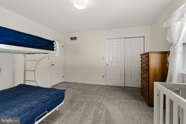 159 EDGEWOOD DR, New Holland, PA 17557