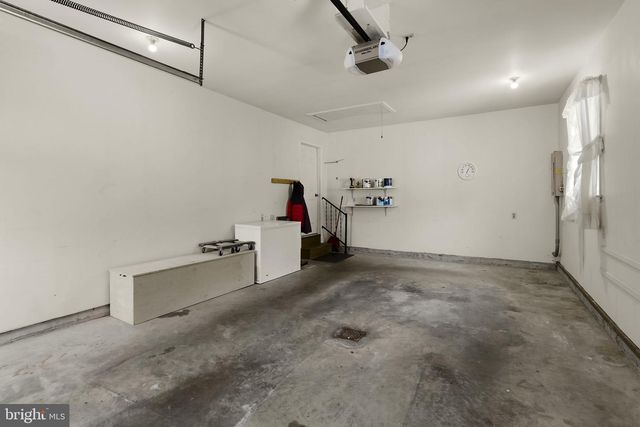 159 EDGEWOOD DR, New Holland, PA 17557