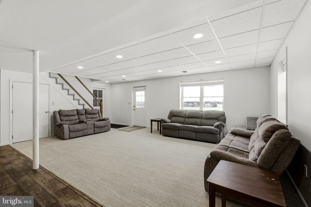 159 EDGEWOOD DR, New Holland, PA 17557