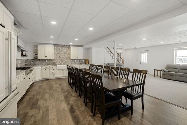 159 EDGEWOOD DR, New Holland, PA 17557