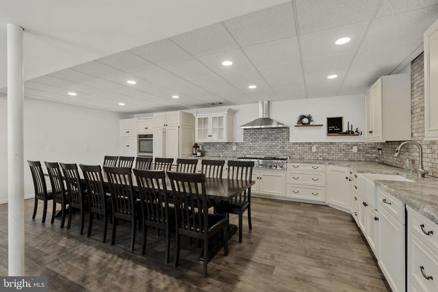 159 EDGEWOOD DR, New Holland, PA 17557