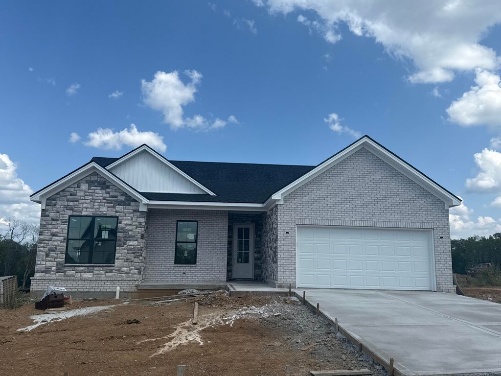 109 Patchen Drive, Nicholasville, KY 40356