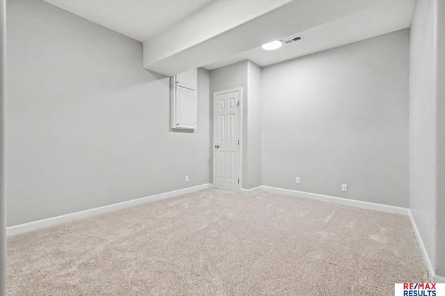 1604 S 190th Plaza, Omaha, NE 68130