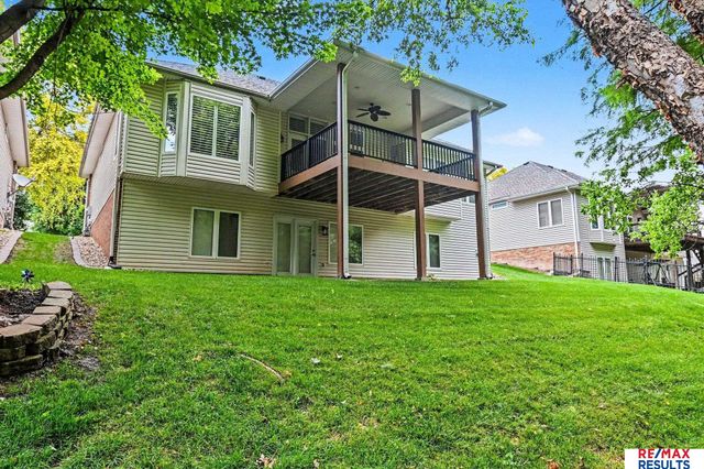 1604 S 190th Plaza, Omaha, NE 68130