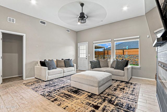 1309 HICKERSON Drive, Canutillo, TX 79835