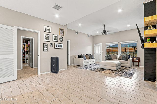 1309 HICKERSON Drive, Canutillo, TX 79835