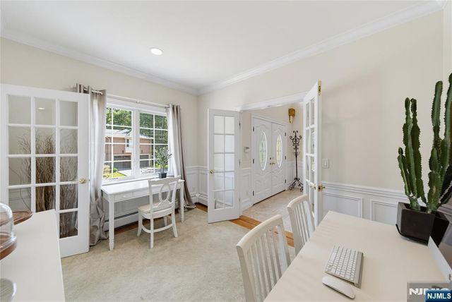 52 Robinhood Avenue, Closter, NJ 07624