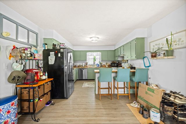 3492 Hawk Creek Road, London, KY 40741