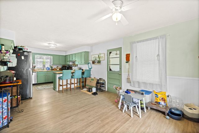 3492 Hawk Creek Road, London, KY 40741