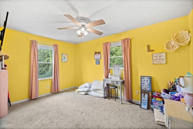 3492 Hawk Creek Road, London, KY 40741