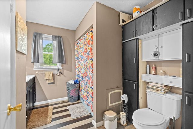 3492 Hawk Creek Road, London, KY 40741