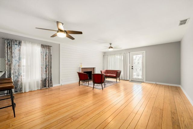 3424 Kentfield Dr, Sacramento, CA 95821