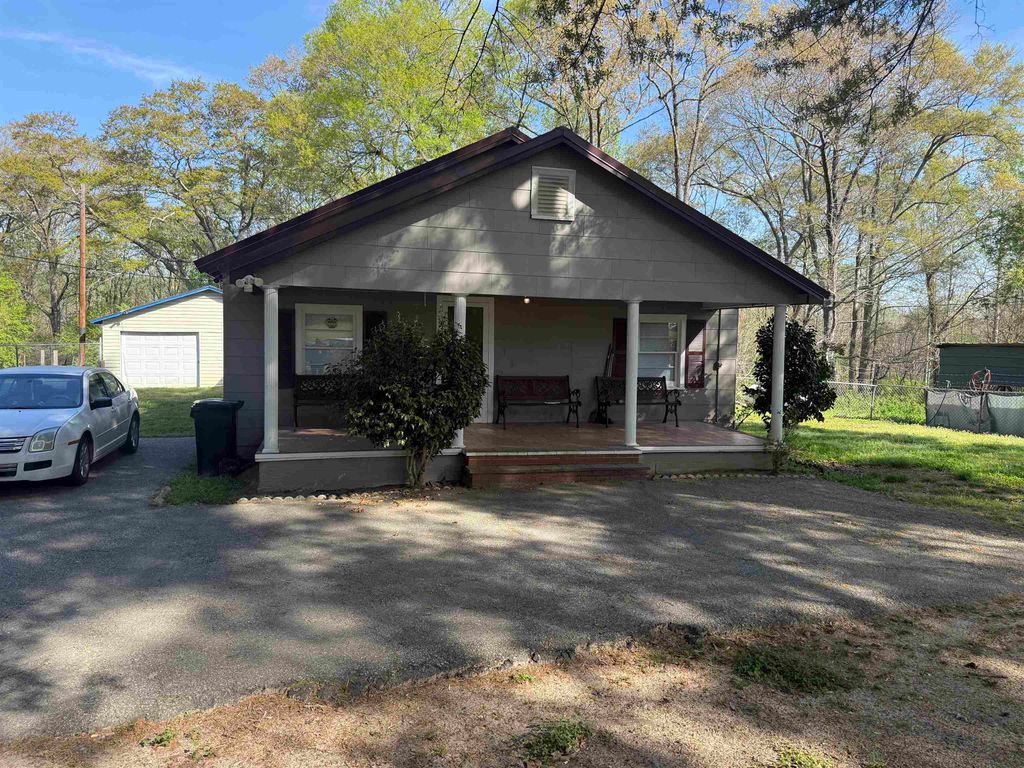 1579 Goldmine Road, Spartanburg, SC 29307
