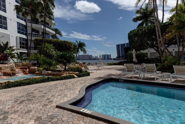 3600 Mystic Pointe Dr 613, Aventura, FL 33180