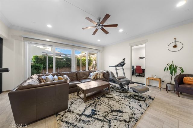 19 Hollyhock, Lake Forest, CA 92630