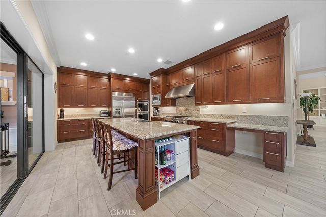 19 Hollyhock, Lake Forest, CA 92630