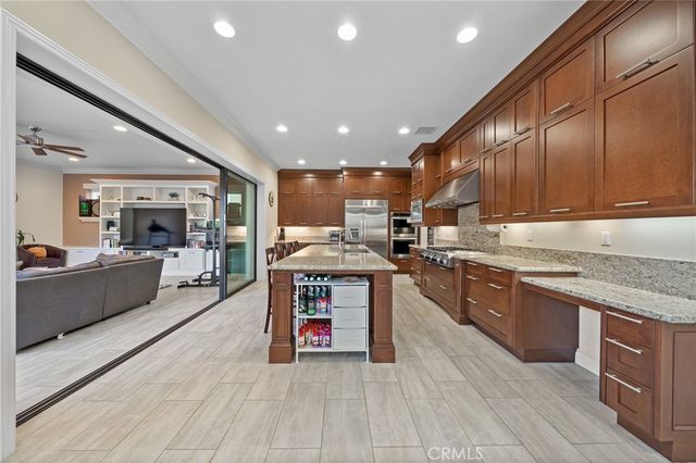 19 Hollyhock, Lake Forest, CA 92630