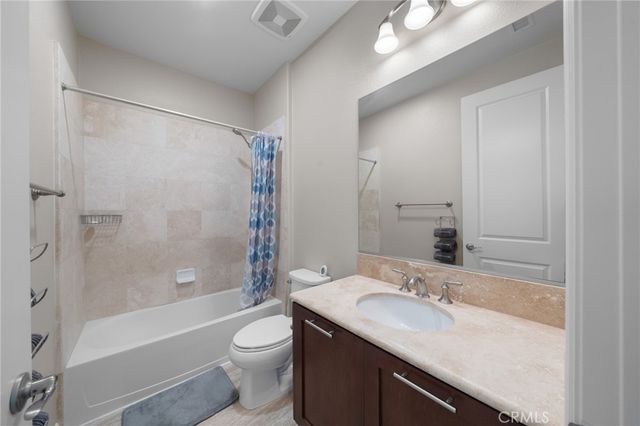 19 Hollyhock, Lake Forest, CA 92630