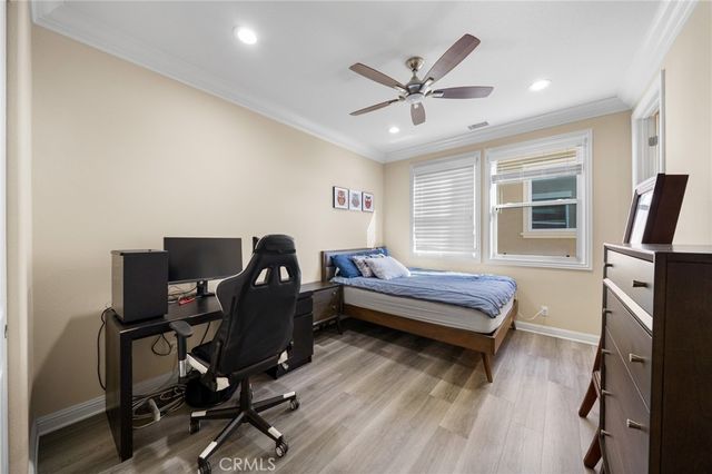 19 Hollyhock, Lake Forest, CA 92630