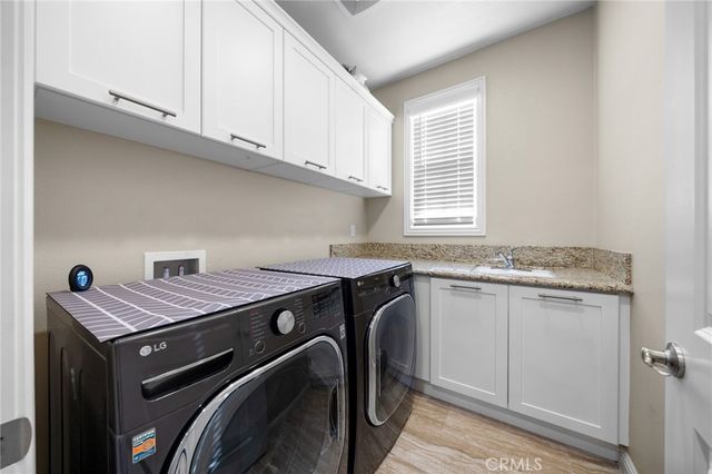 19 Hollyhock, Lake Forest, CA 92630