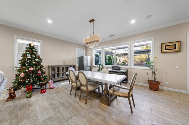 19 Hollyhock, Lake Forest, CA 92630