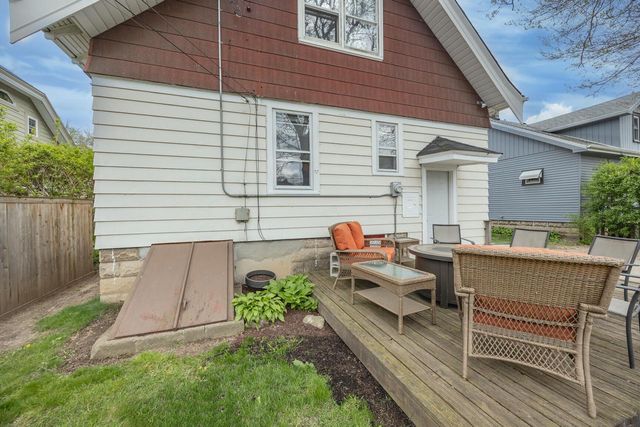 2171 61st STREET, Wauwatosa, WI 53213