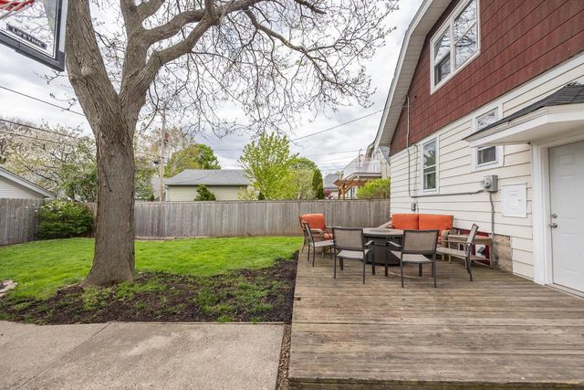 2171 61st STREET, Wauwatosa, WI 53213