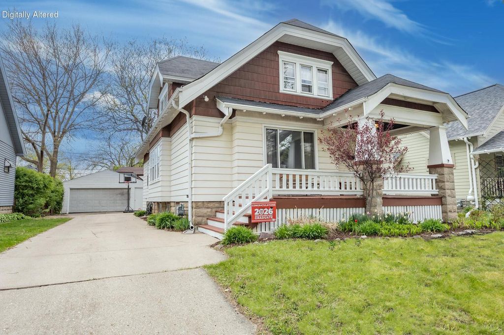 2171 61st STREET, Wauwatosa, WI 53213