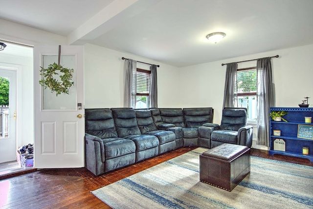 441 Ocean Grove Ave, Swansea, MA 02777