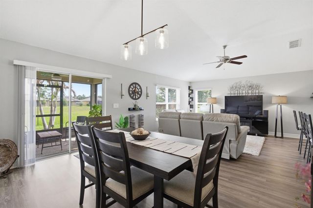 5655 NW Pine Trail Circle, Port St. Lucie, FL 34983