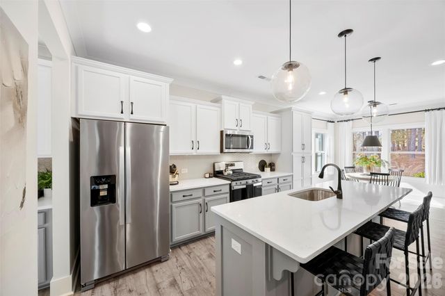 21232 Sanctuary Drive, Lancaster, SC 29720