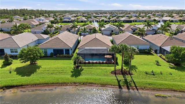 28033 Captiva Shell LOOP, Bonita Springs, FL 34135