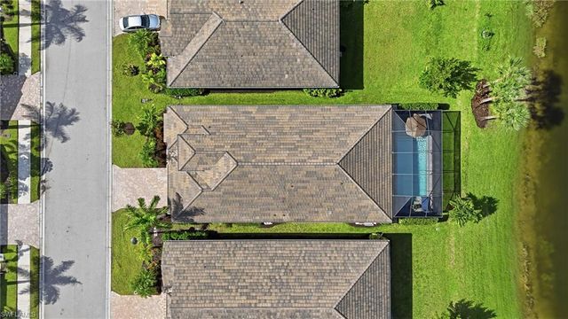 28033 Captiva Shell LOOP, Bonita Springs, FL 34135