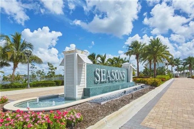 28033 Captiva Shell LOOP, Bonita Springs, FL 34135