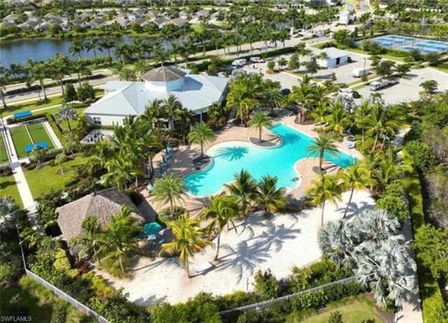 28033 Captiva Shell LOOP, Bonita Springs, FL 34135