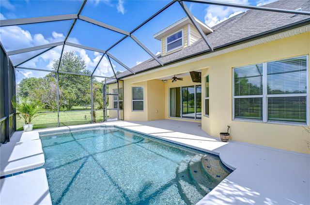 201 MOCCASIN HOLLOW ROAD, Lithia, FL 33547
