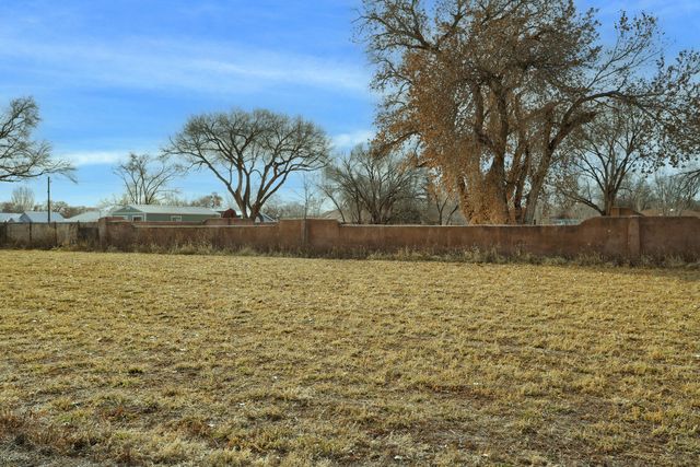 10119 Guadalupe Trail NW, Albuquerque, NM 87114