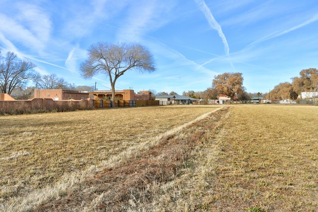 10119 Guadalupe Trail NW, Albuquerque, NM 87114