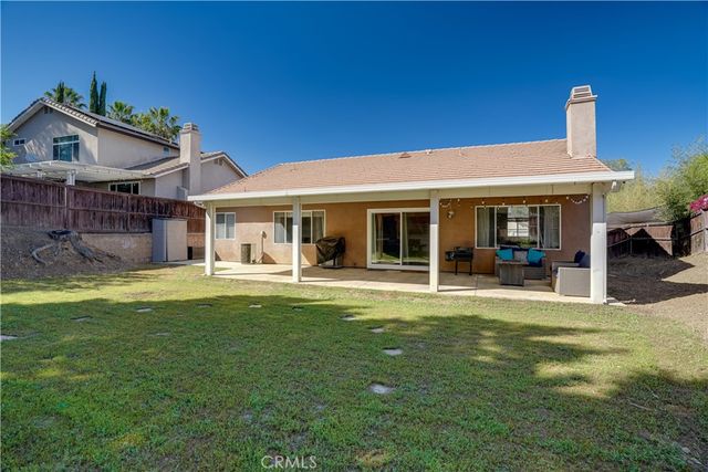 1480 Floral Park Street, Corona, CA 92881