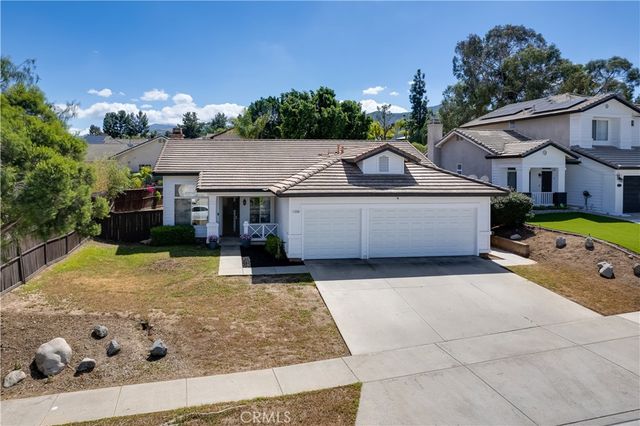1480 Floral Park Street, Corona, CA 92881